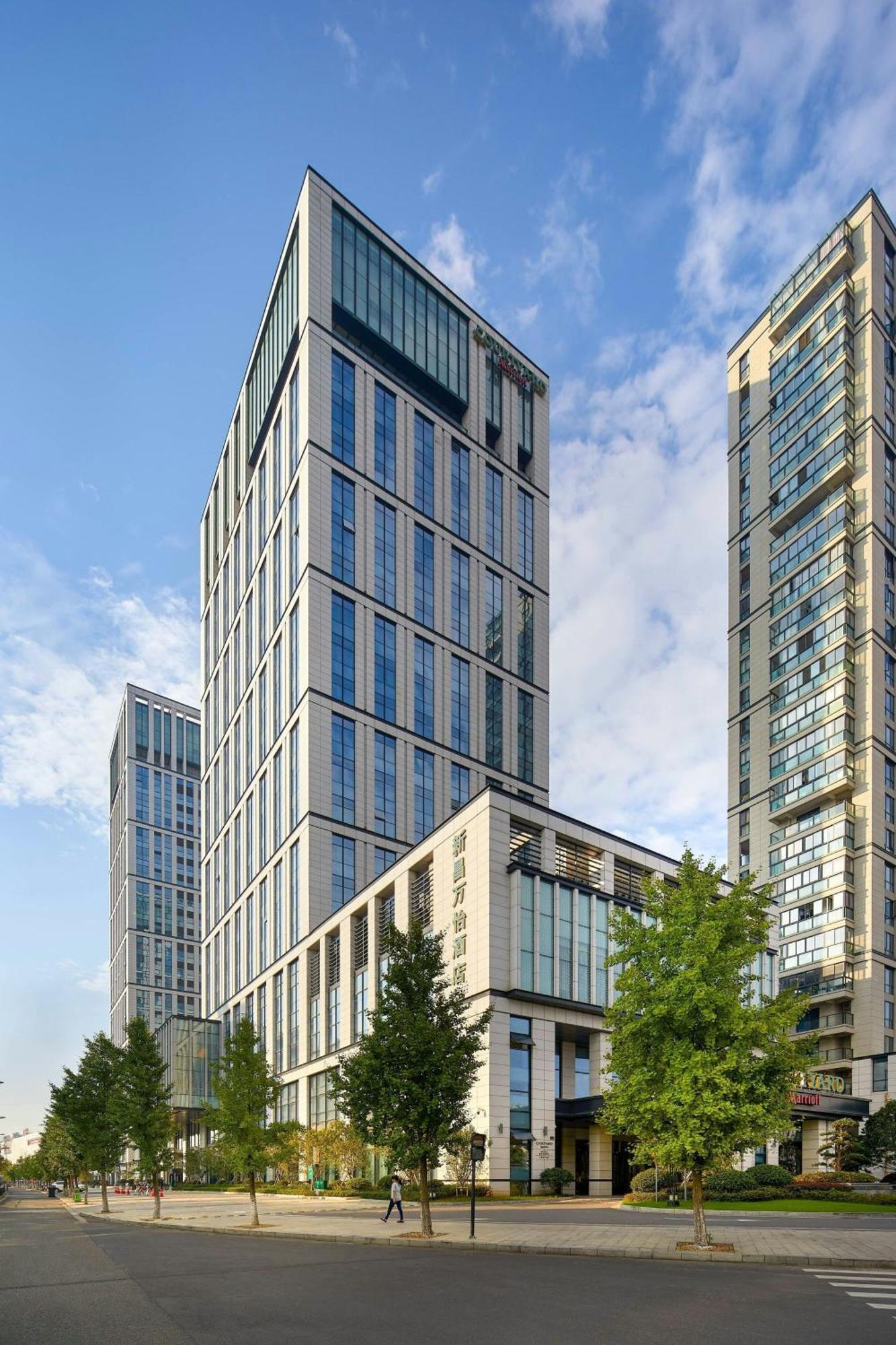 Courtyard By Marriott Hszincsang Kültér fotó