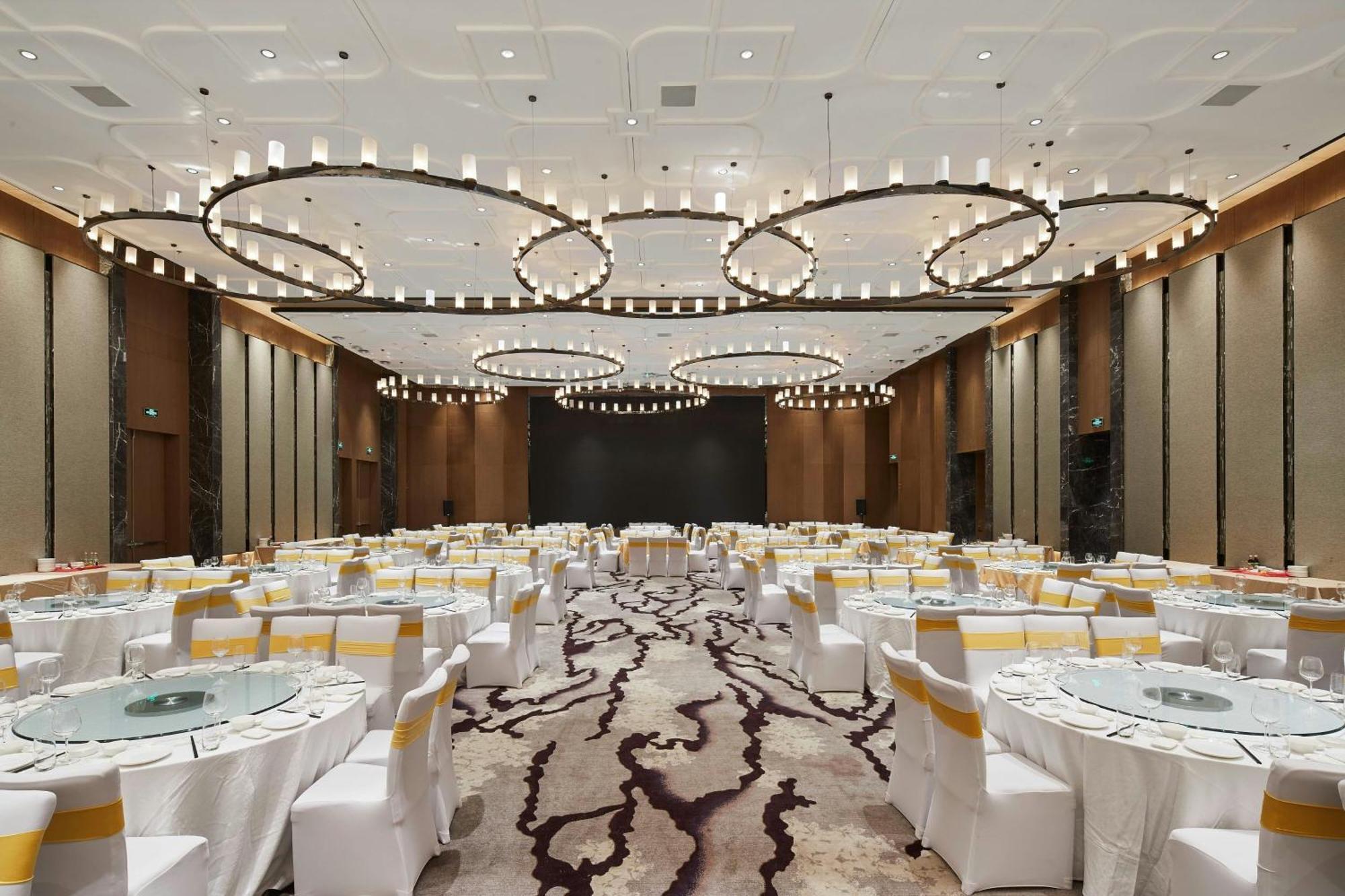 Courtyard By Marriott Hszincsang Kültér fotó