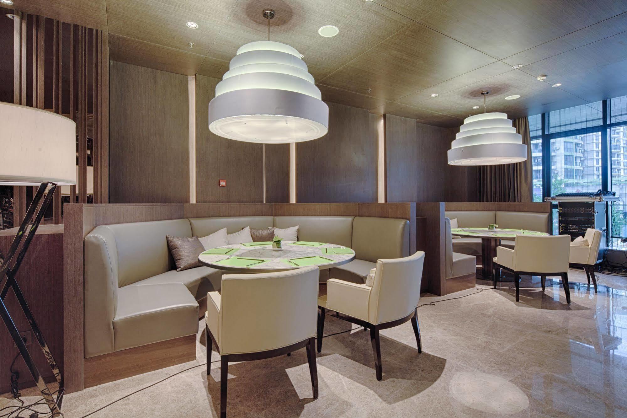Courtyard By Marriott Hszincsang Kültér fotó